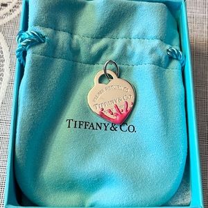 RETURN TO TIFFANY Hot Pink Splash Heart Charm